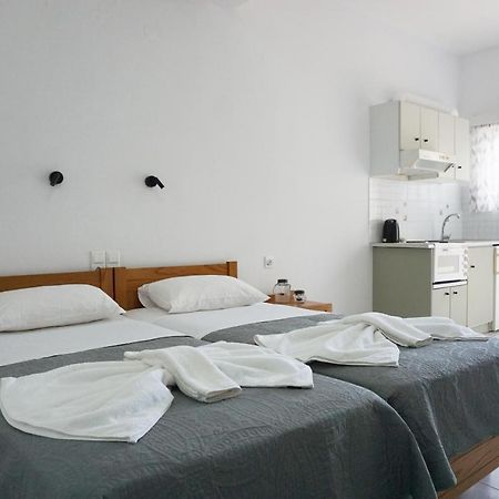 Aphrodite Studios & Apartment Bali  Extérieur photo
