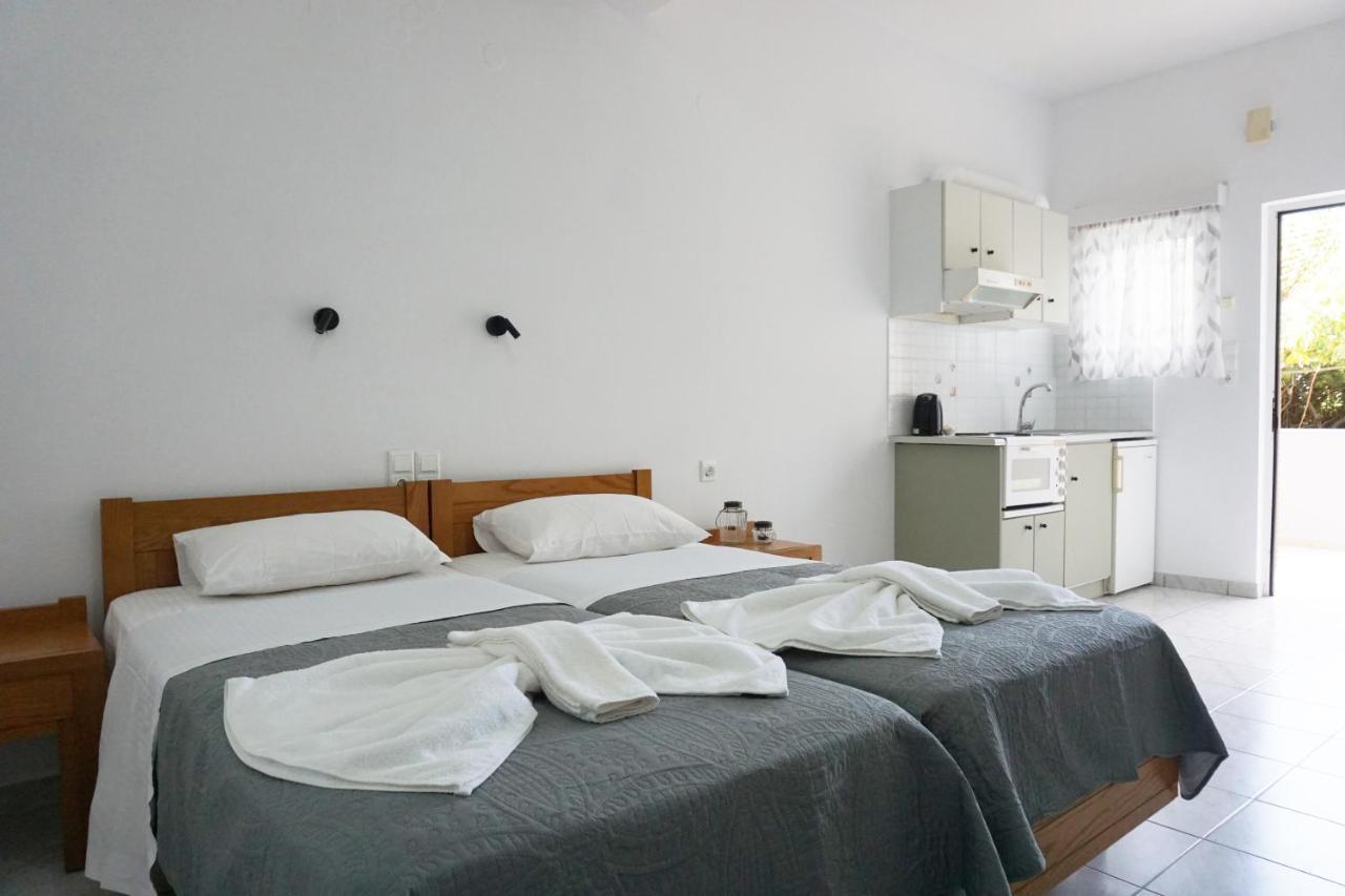 Aphrodite Studios & Apartment Bali  Extérieur photo