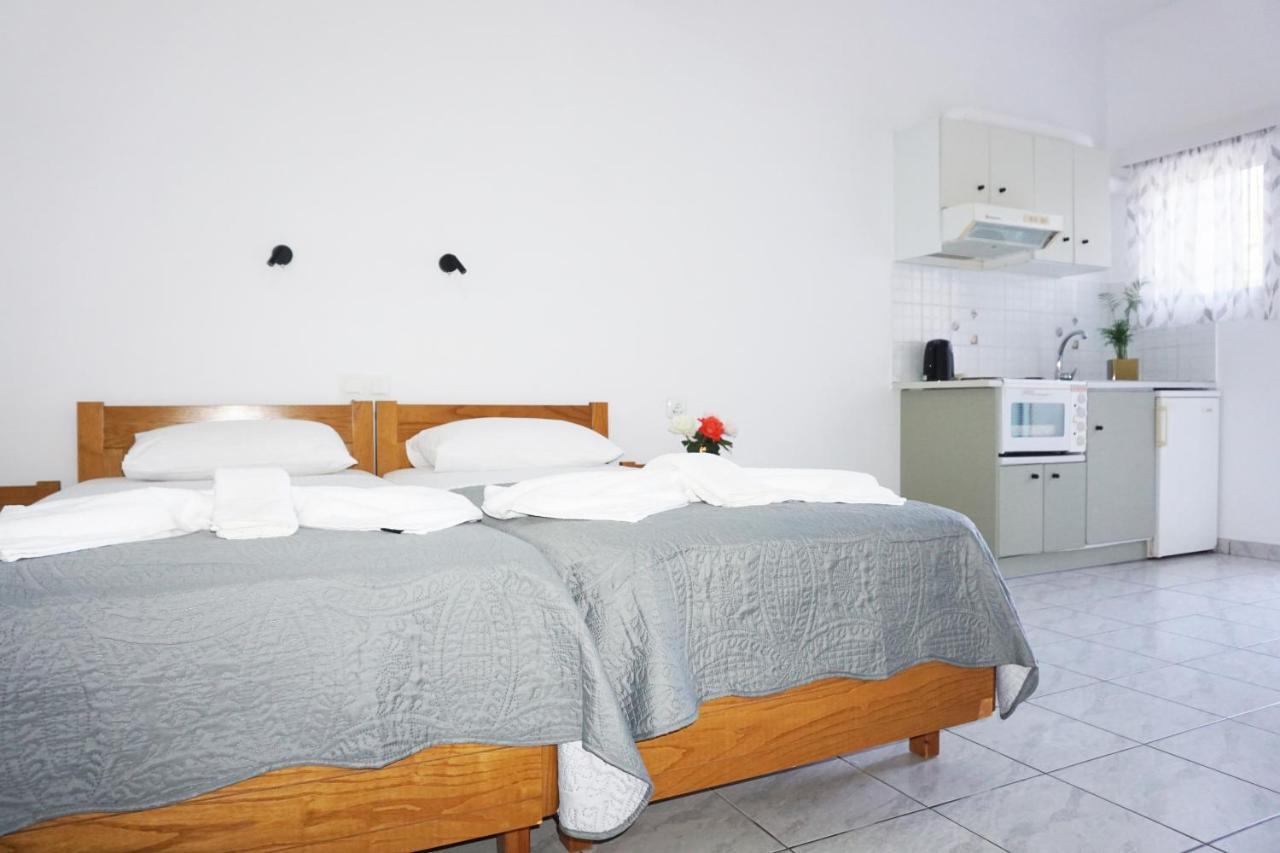 Aphrodite Studios & Apartment Bali  Extérieur photo